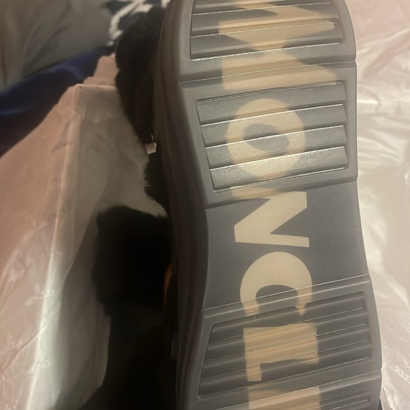 Moncler Insolux Boots - Picture 7 of 7